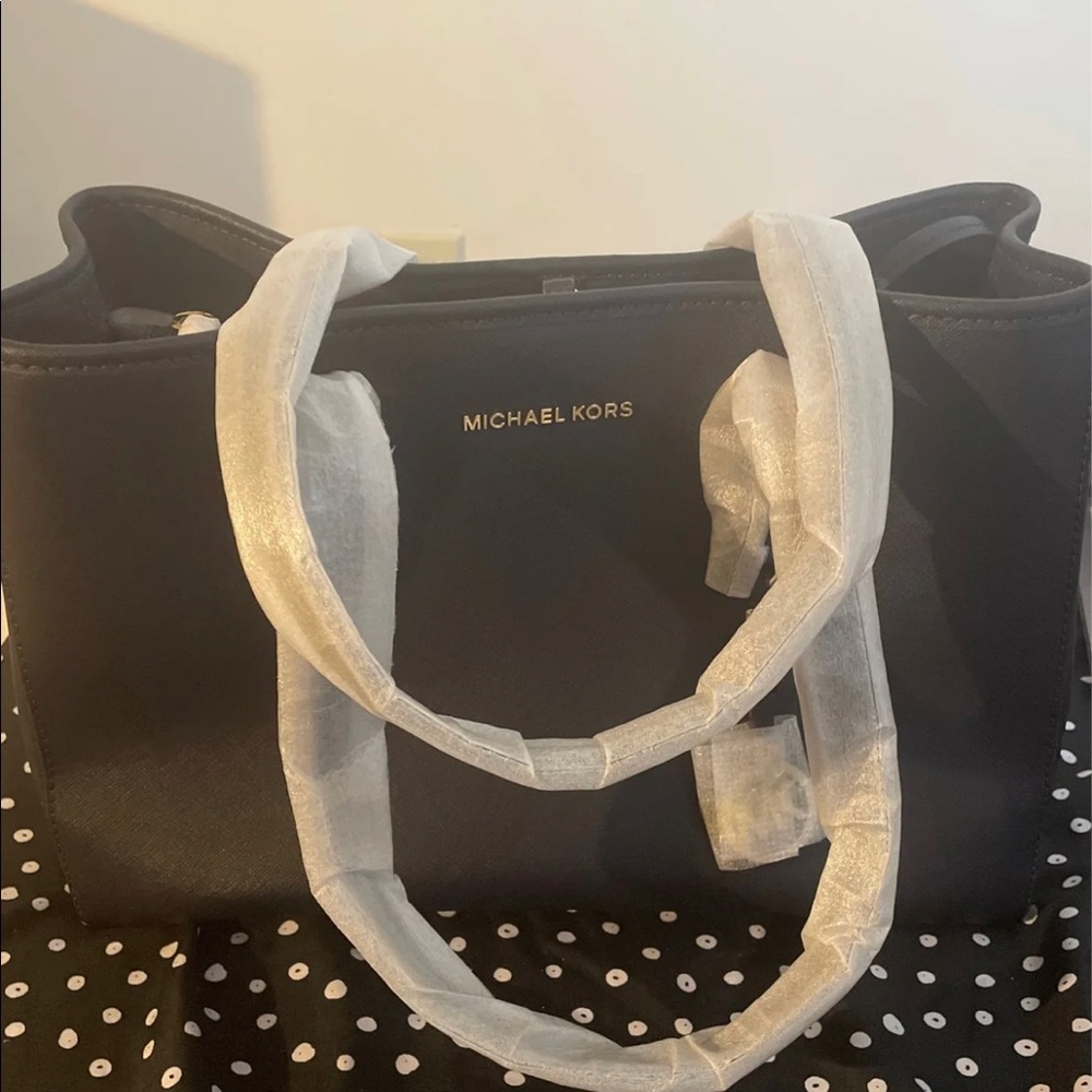 Jet Set Saffiano Leather Tote Bag